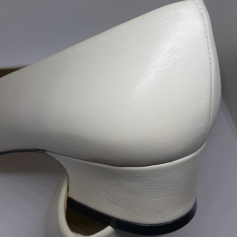 Etienne Aigner Pump - Picture 5 of 12